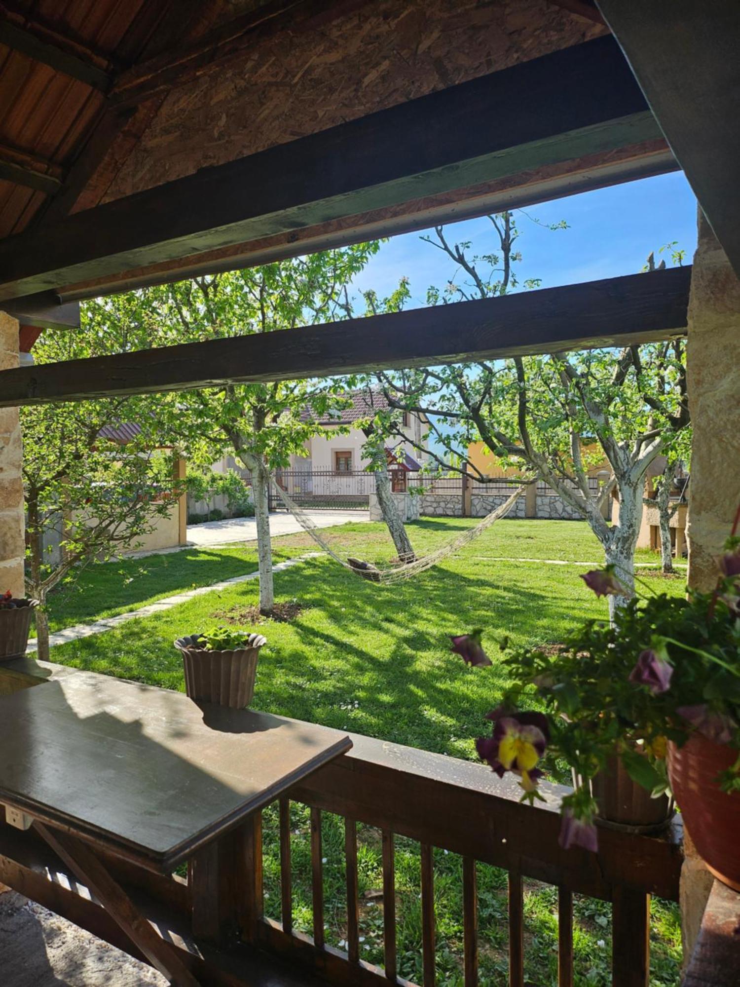 Apartamento Calm Nest Nikšić Exterior foto