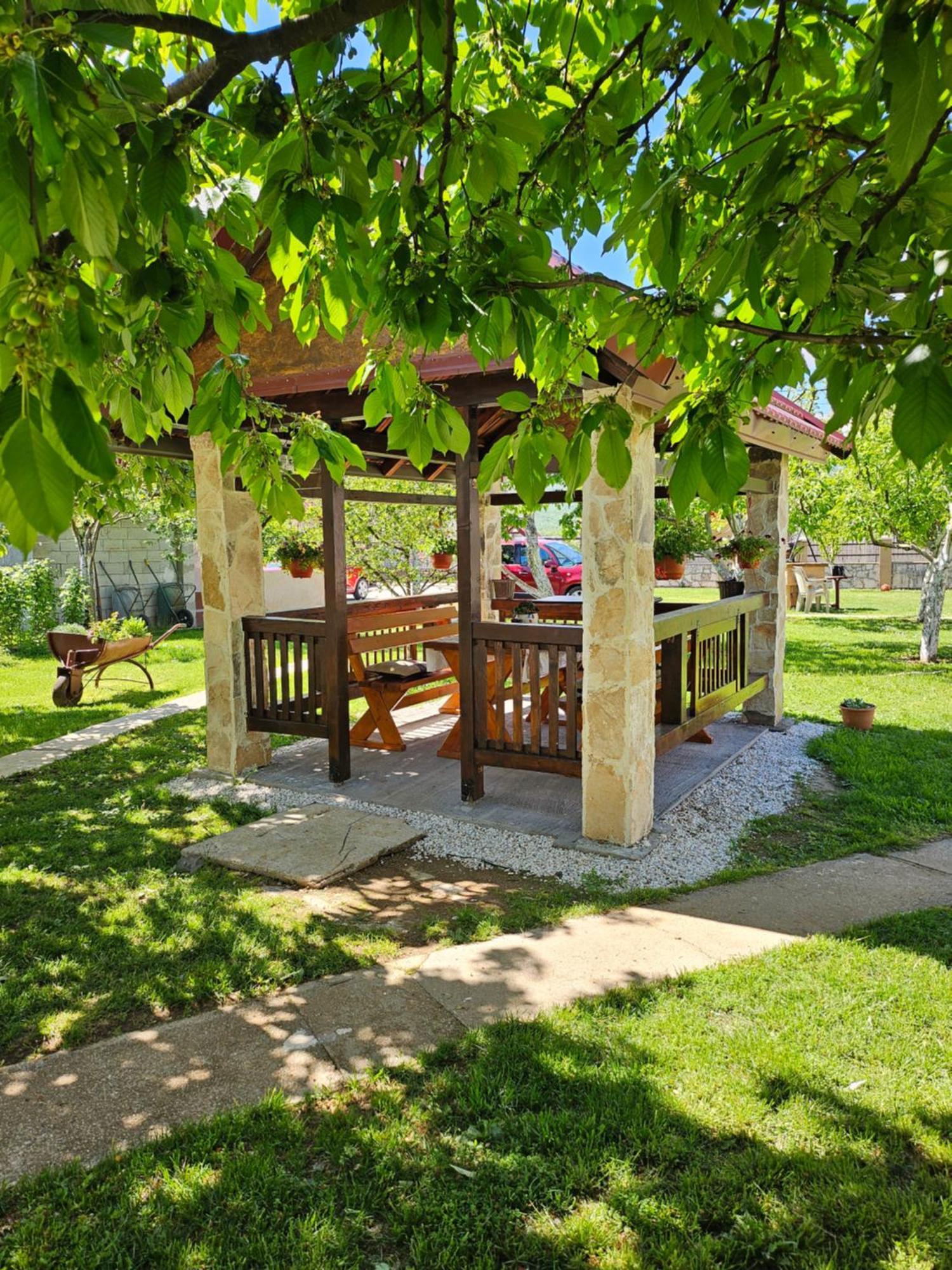 Apartamento Calm Nest Nikšić Exterior foto